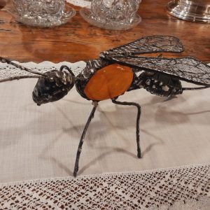 Abeja estilo Tiffany de creaciones Metaphora.